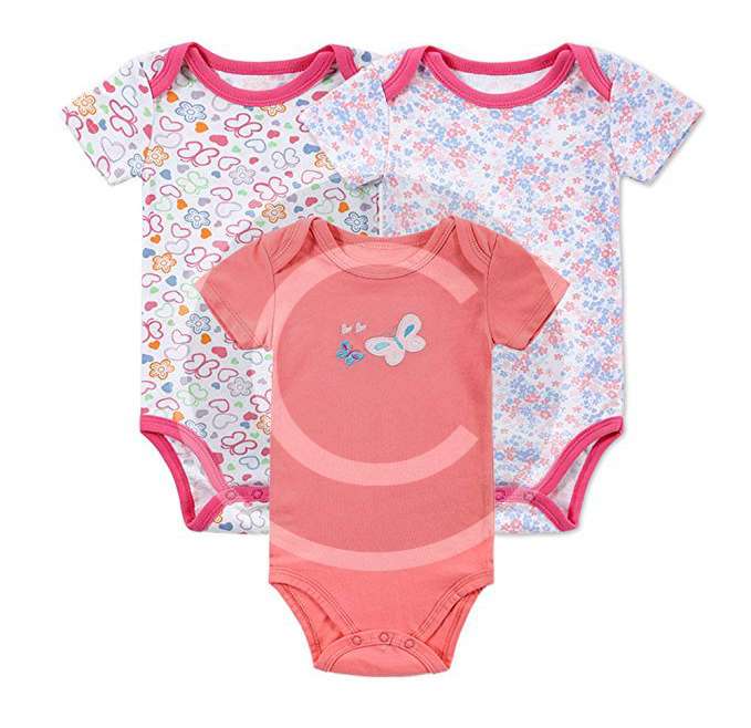 Giặt quần áo trẻ em